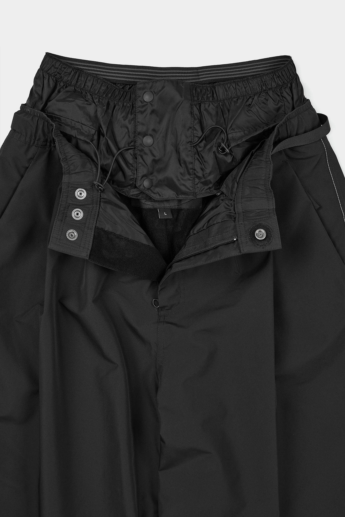 BANDED WIDE PANTS (WIDE FIT LV.2) BLACK (Delivery start : 26.09.09)