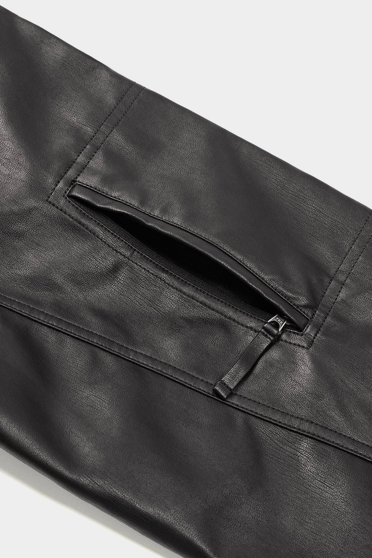 STUD FAUX LEATHER HD JACKET BLACK (Delivery start : 26.09.09)