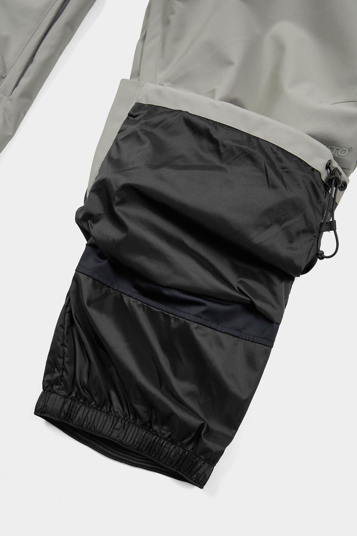 26 BIO 2L PANTS (STANDARD FIT) POWDER