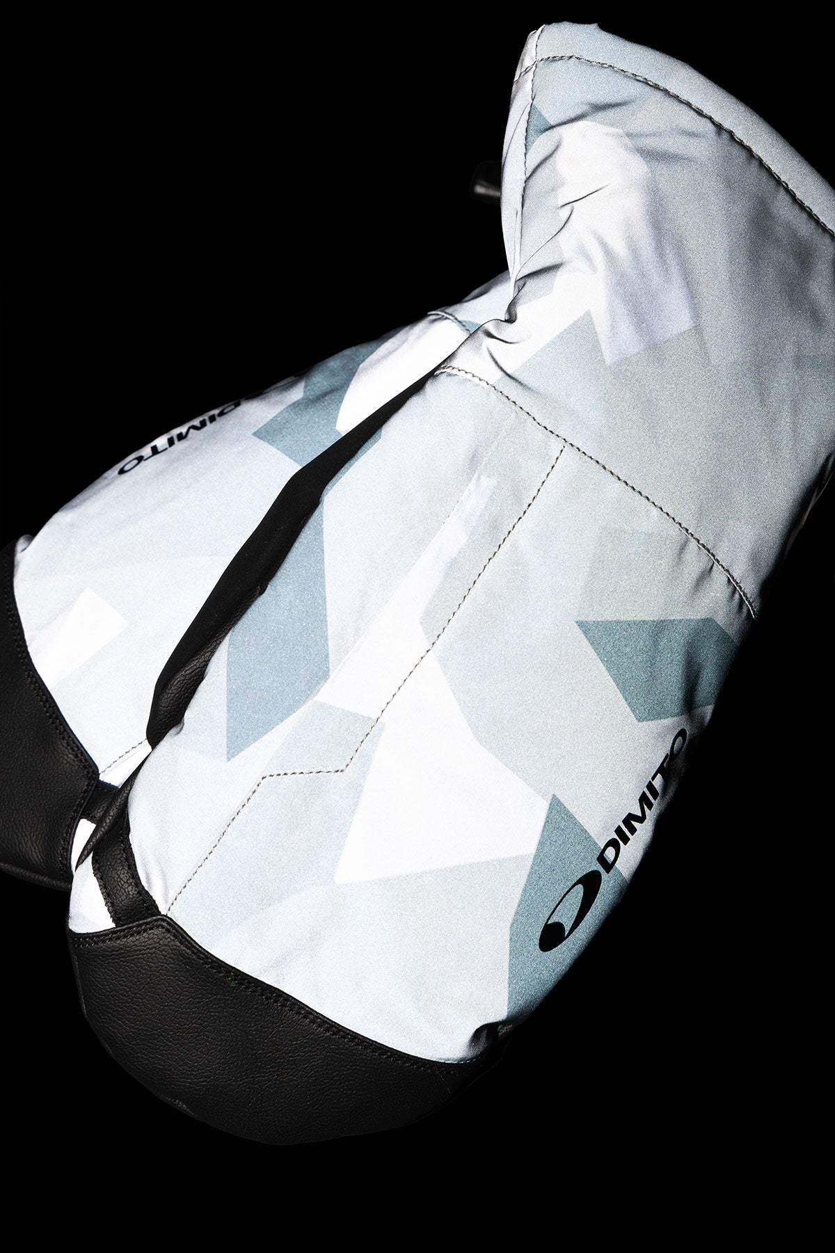 AIR VENT MITTEN REFLECTIVE CAMO