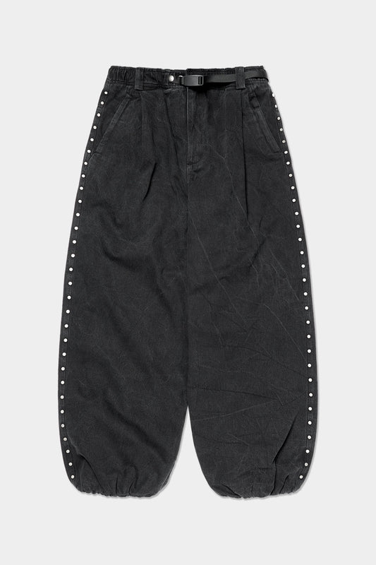 [PLAYBOY x DIMITO] STUD LINE OG DENIM PANTS (WIDE FIT LV.2) WASHED BLACK