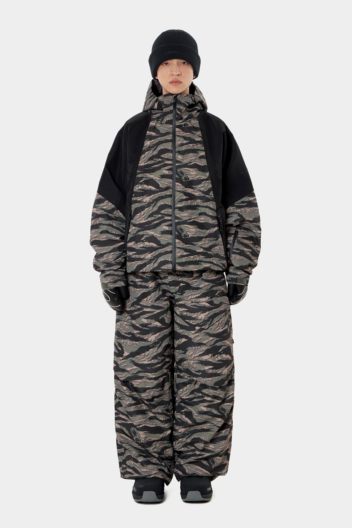 26 AIR VENT BANDED PANTS (WIDE FIT LV.1) TIGER GREEN