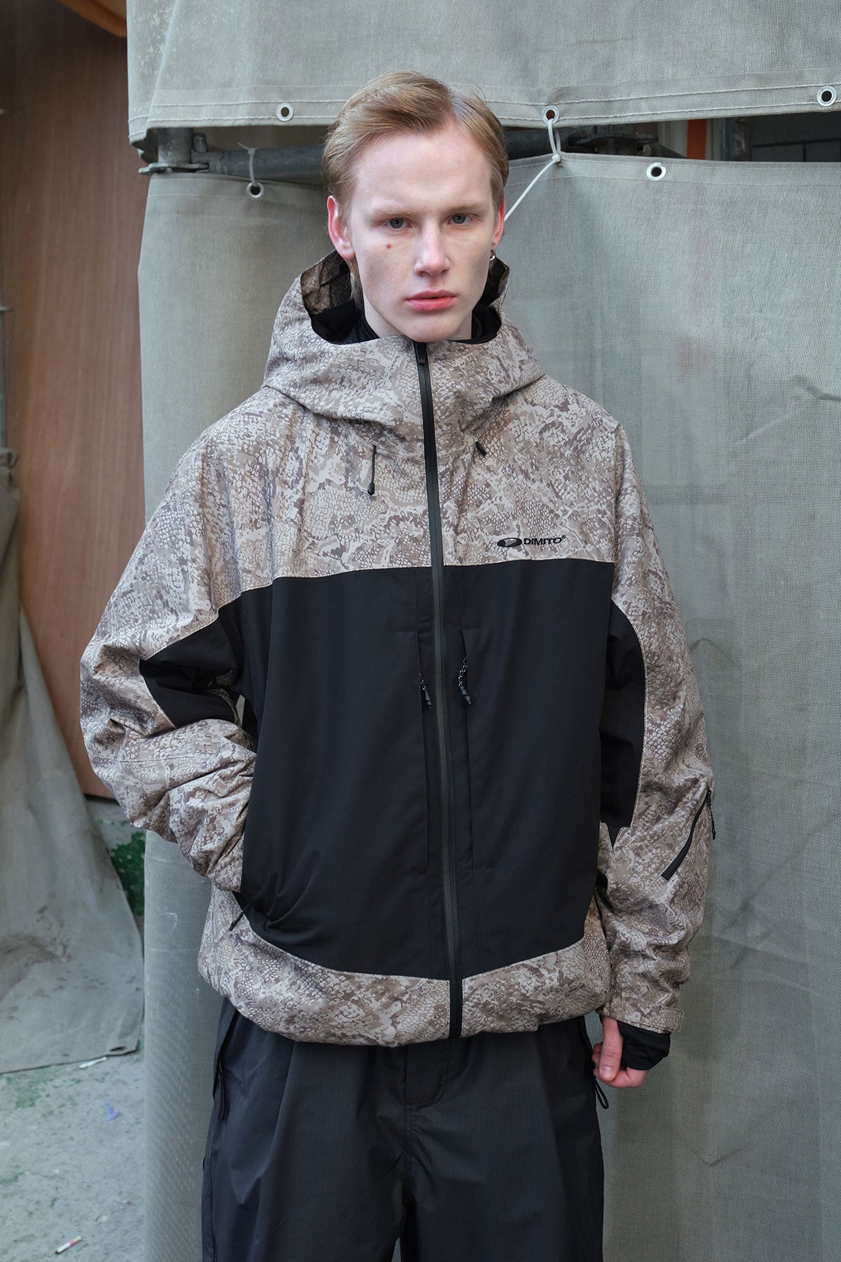 WORKS REFLECTIVE LINE JACKET DESERT SNAKE (Delivery start : 26.09.09)