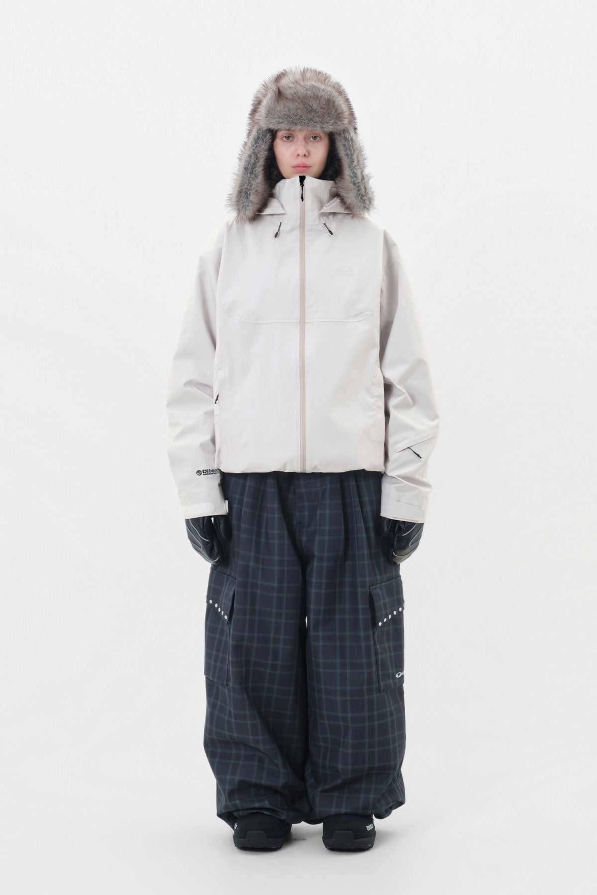 26 NEO 2L JACKET COSMIC LATTE (Delivery date : 26.09.28)