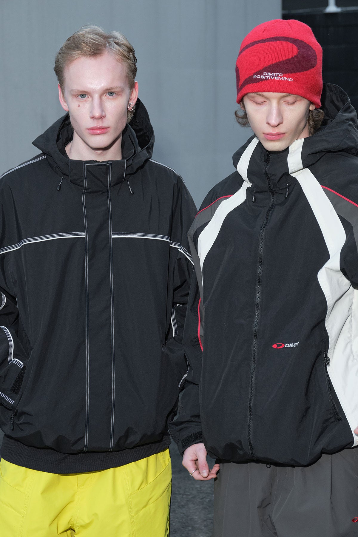 26 ATOM JACKET BLACK (Delivery start : 26.09.09)