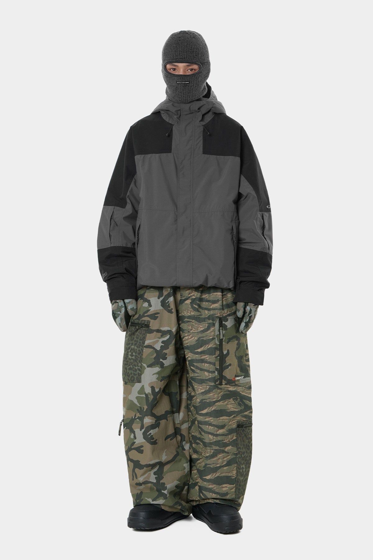 MT BLOCK JACKET CHARCOAL (Delivery start : 26.09.09)