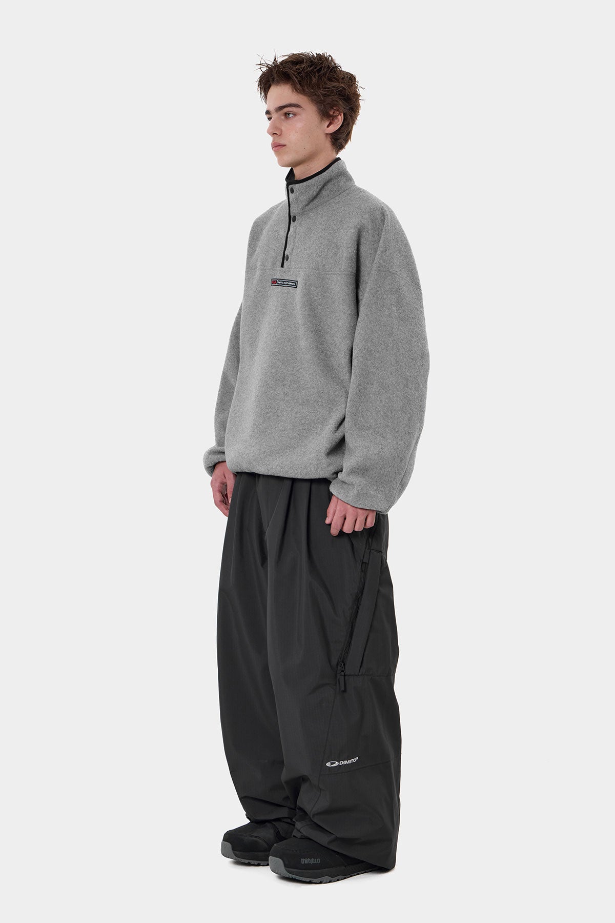 FLEECE MOCK NECK WARM GREY (Delivery date : 26.09.28)