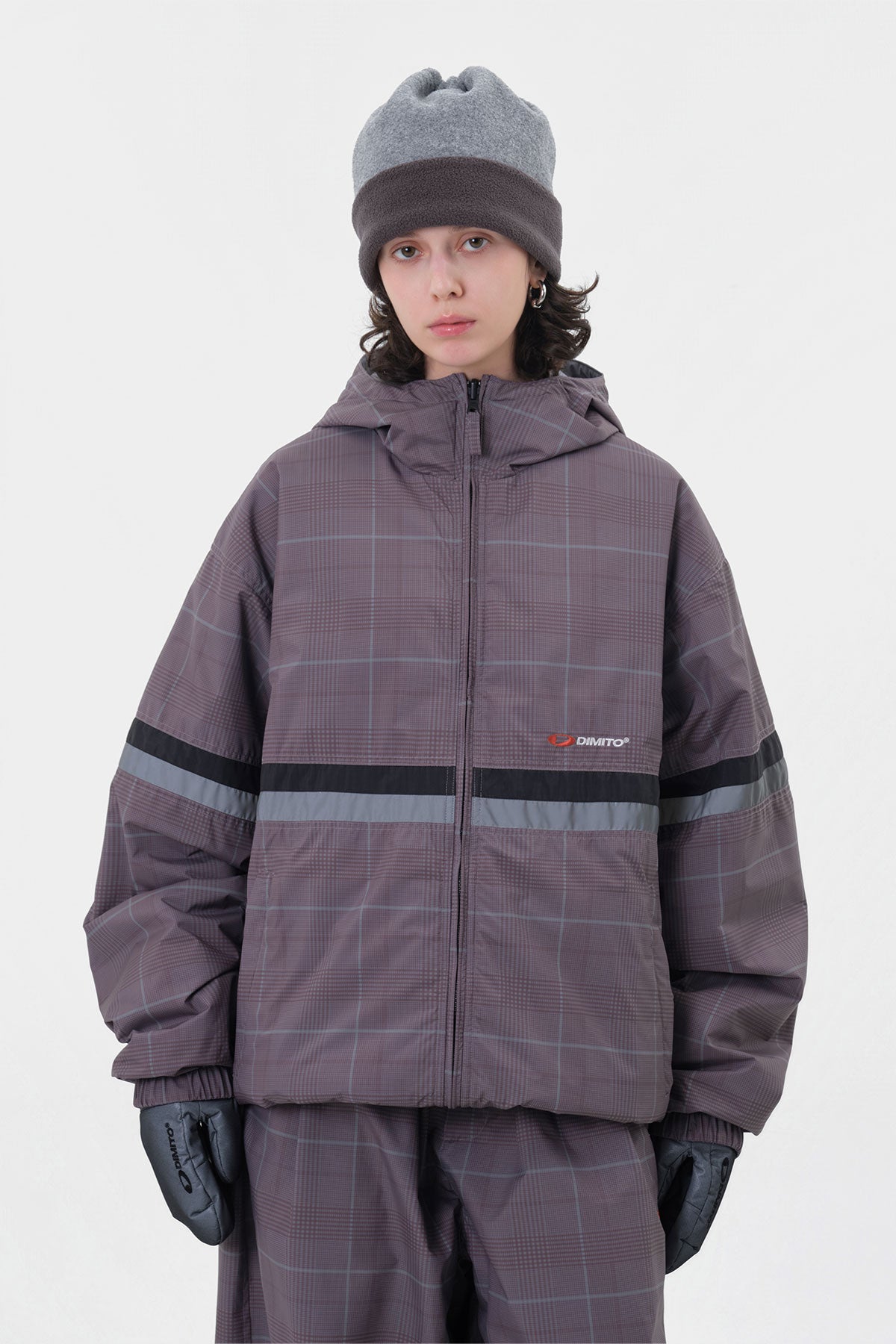 REVERSIBLE WIND JACKET WINE CHECK (Delivery date : 26.09.28)