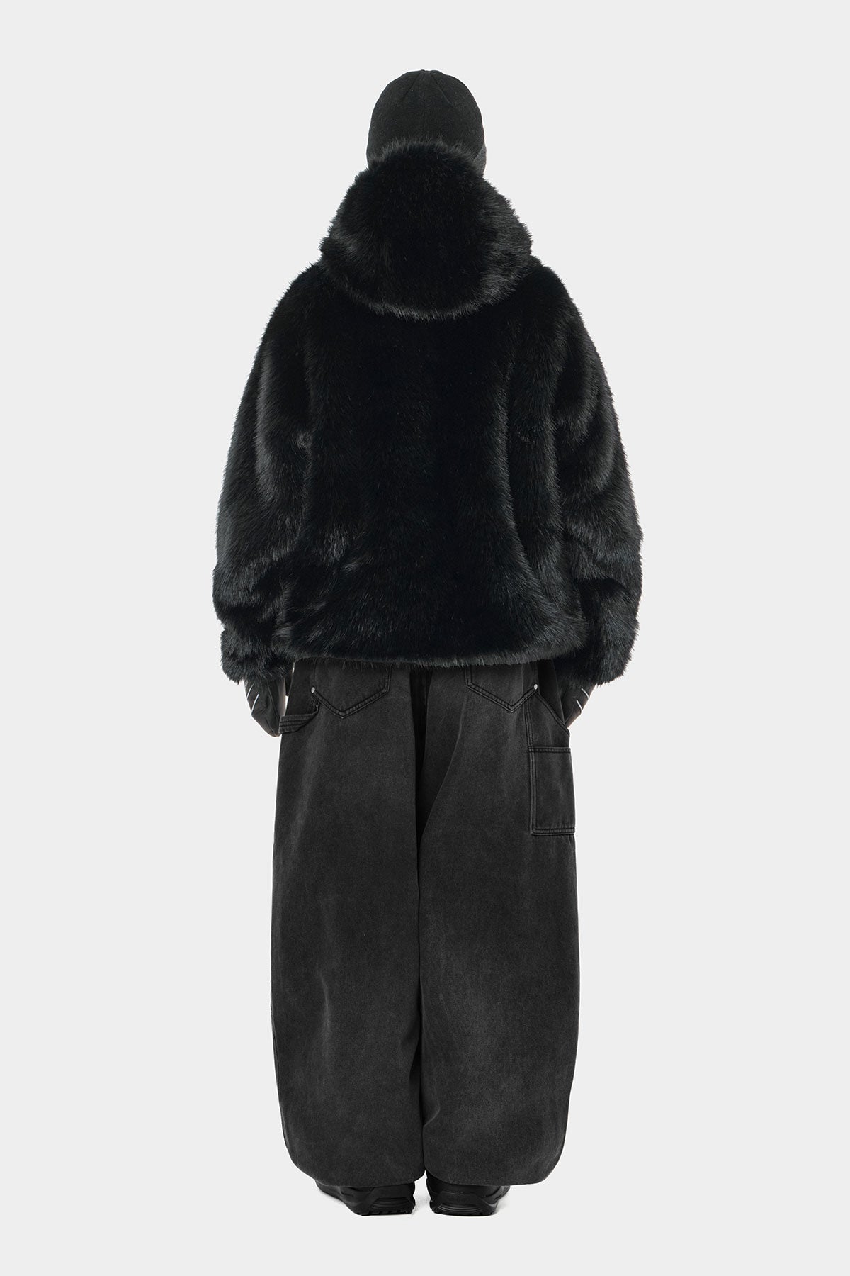 FAUX FUR HD JACKET BLACK BEAR (Delivery start : 26.09.09)