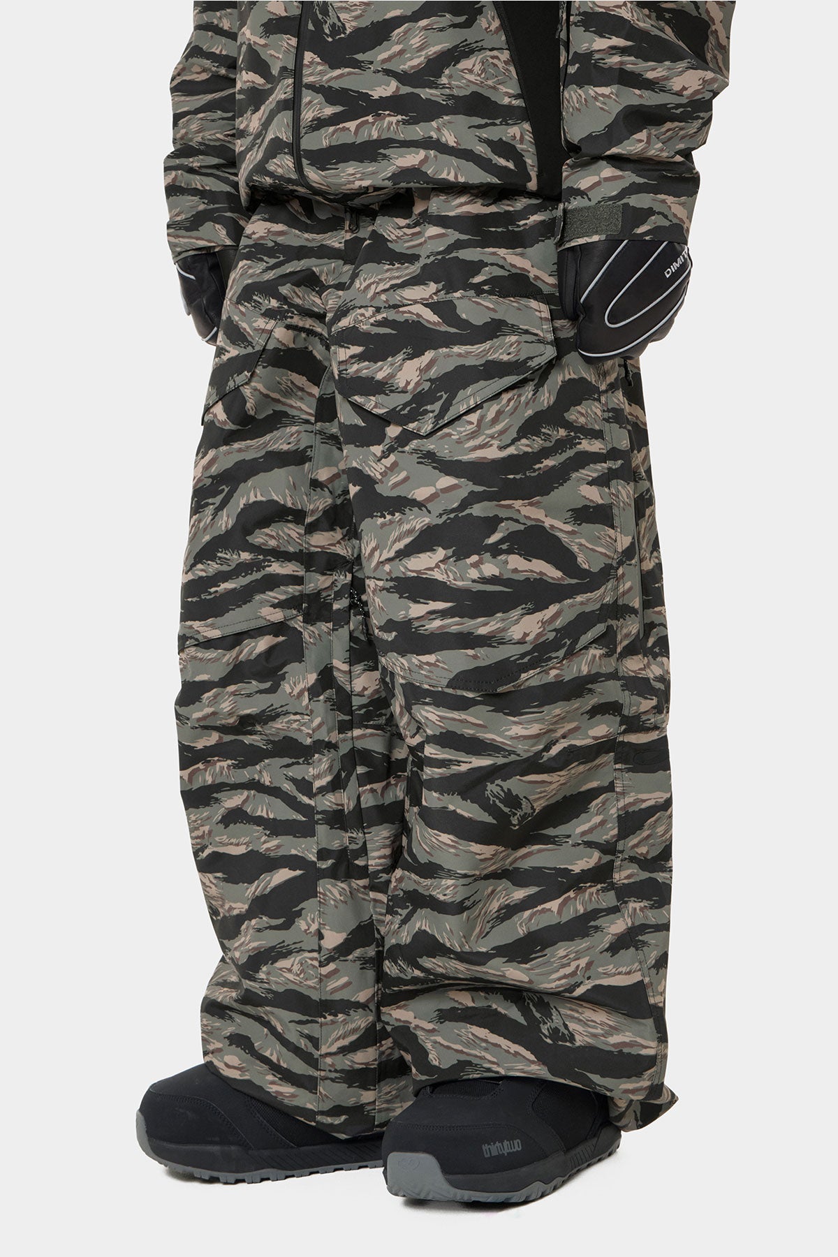 26 AIR VENT BANDED PANTS (WIDE FIT LV.1) TIGER GREEN