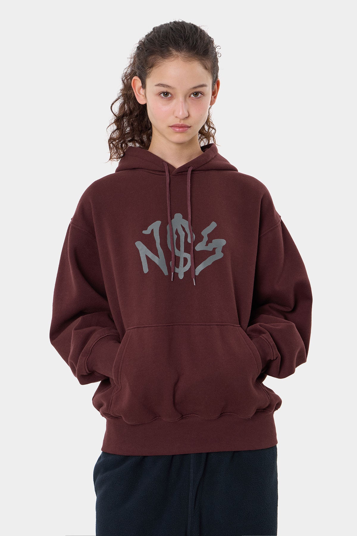POWERED BY NSS HOODIE BURGUNDY