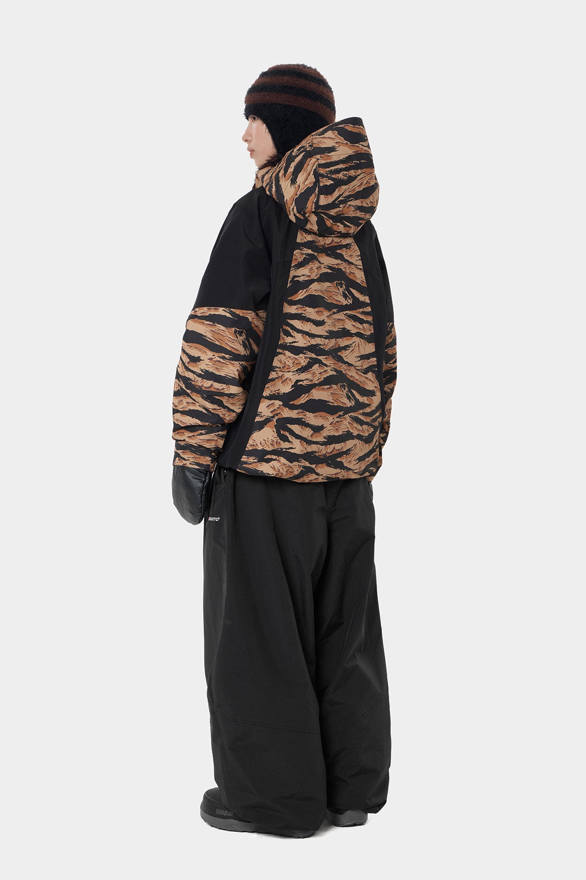 26 QUASAR JACKET TIGER BROWN