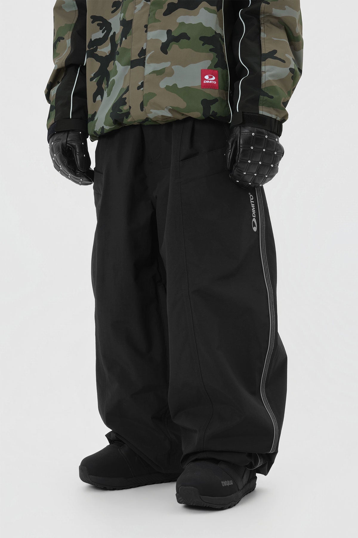 STAFF LINE PANTS (WIDE FIT LV.2) BLACK