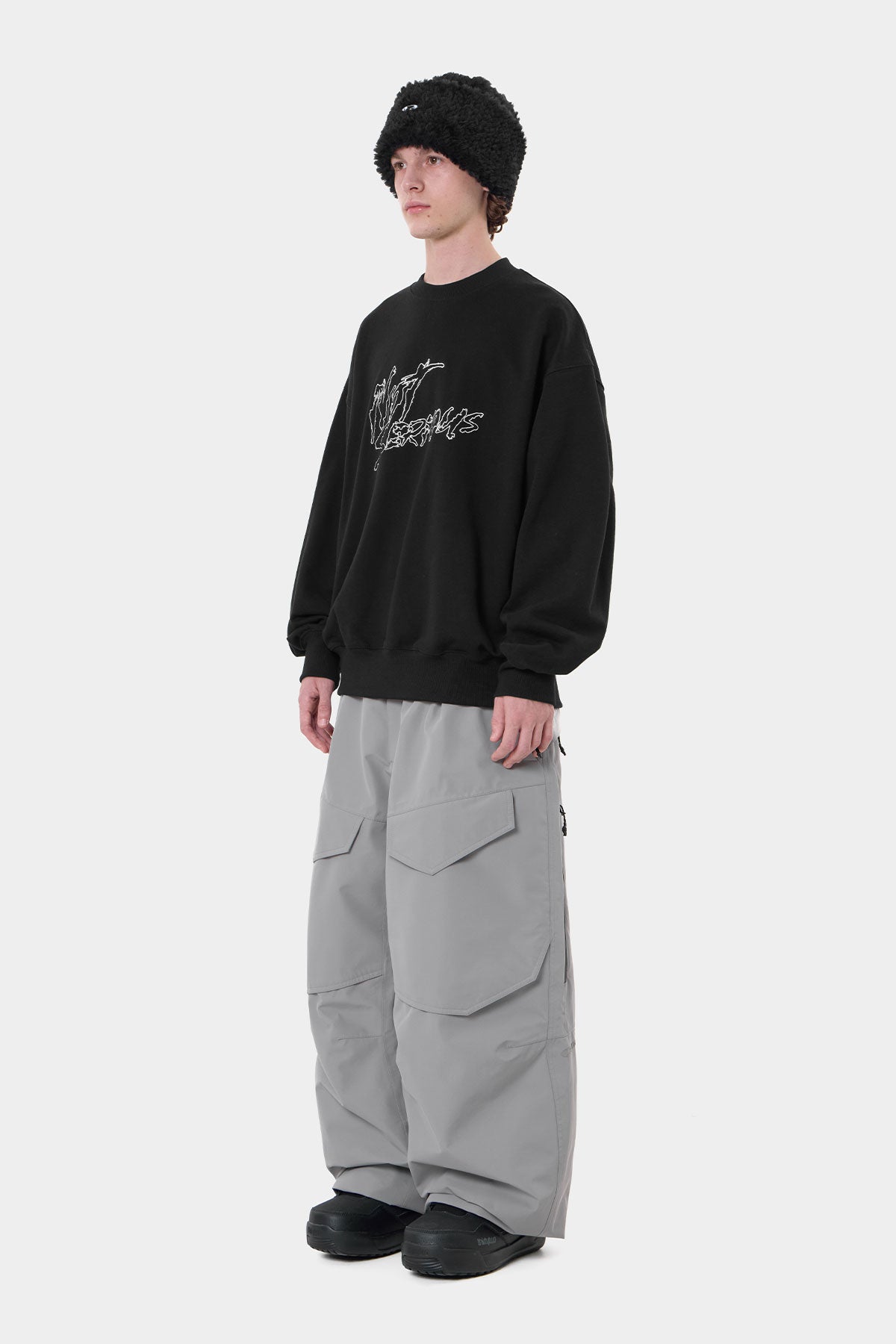 NSS RUDE SWEATSHIRT BLACK (Delivery date : 26.09.28)