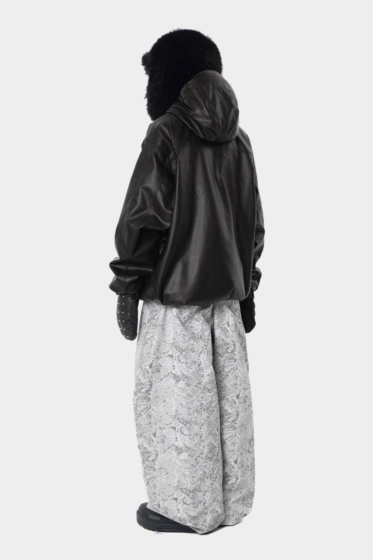 BANDED WIDE PANTS (WIDE FIT LV.2) ROCKPILE SNAKE (Delivery start : 26.09.09)