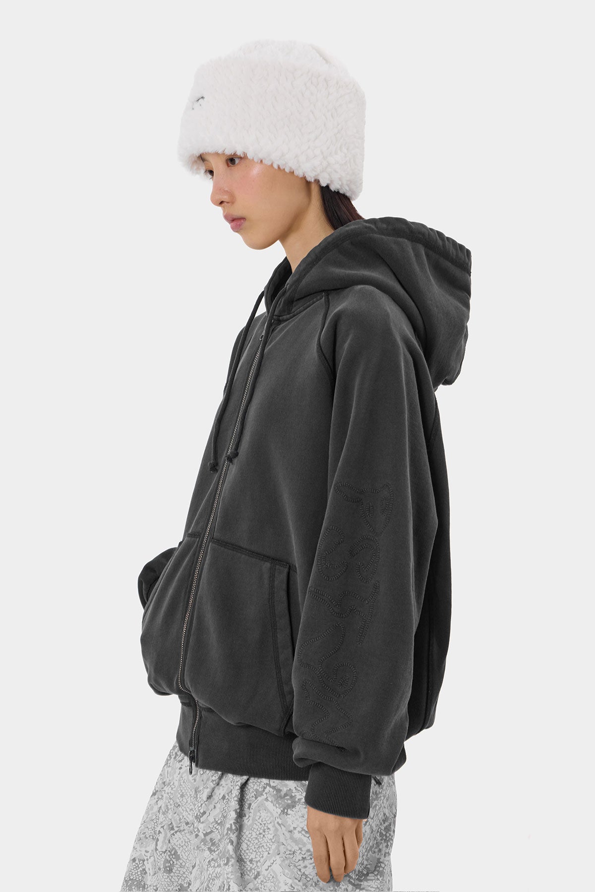 OVERLOCK ZIP-UP GD HOODIE WASHED BLACK