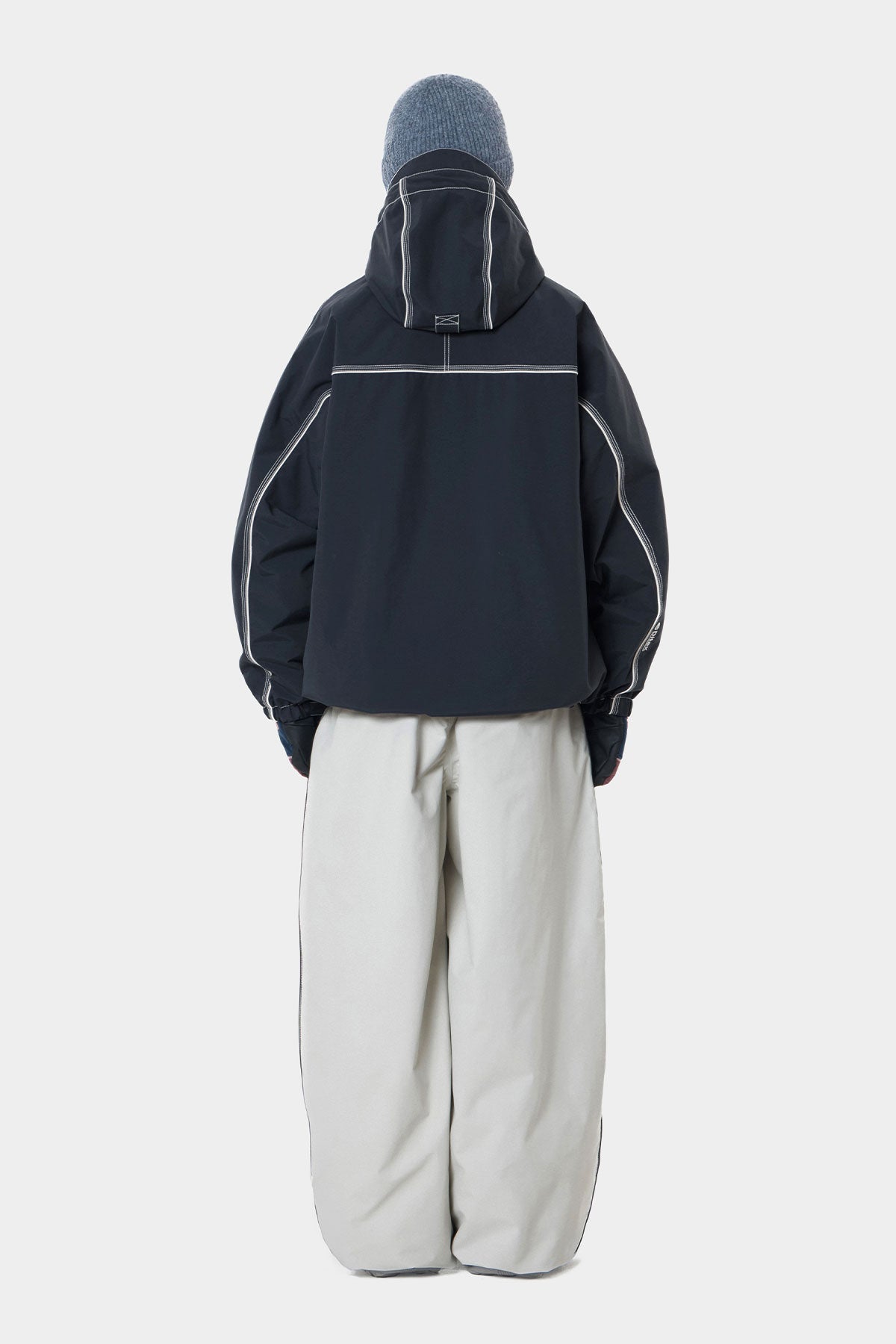 STAFF LINE PANTS (WIDE FIT LV.2) OFF WHITE