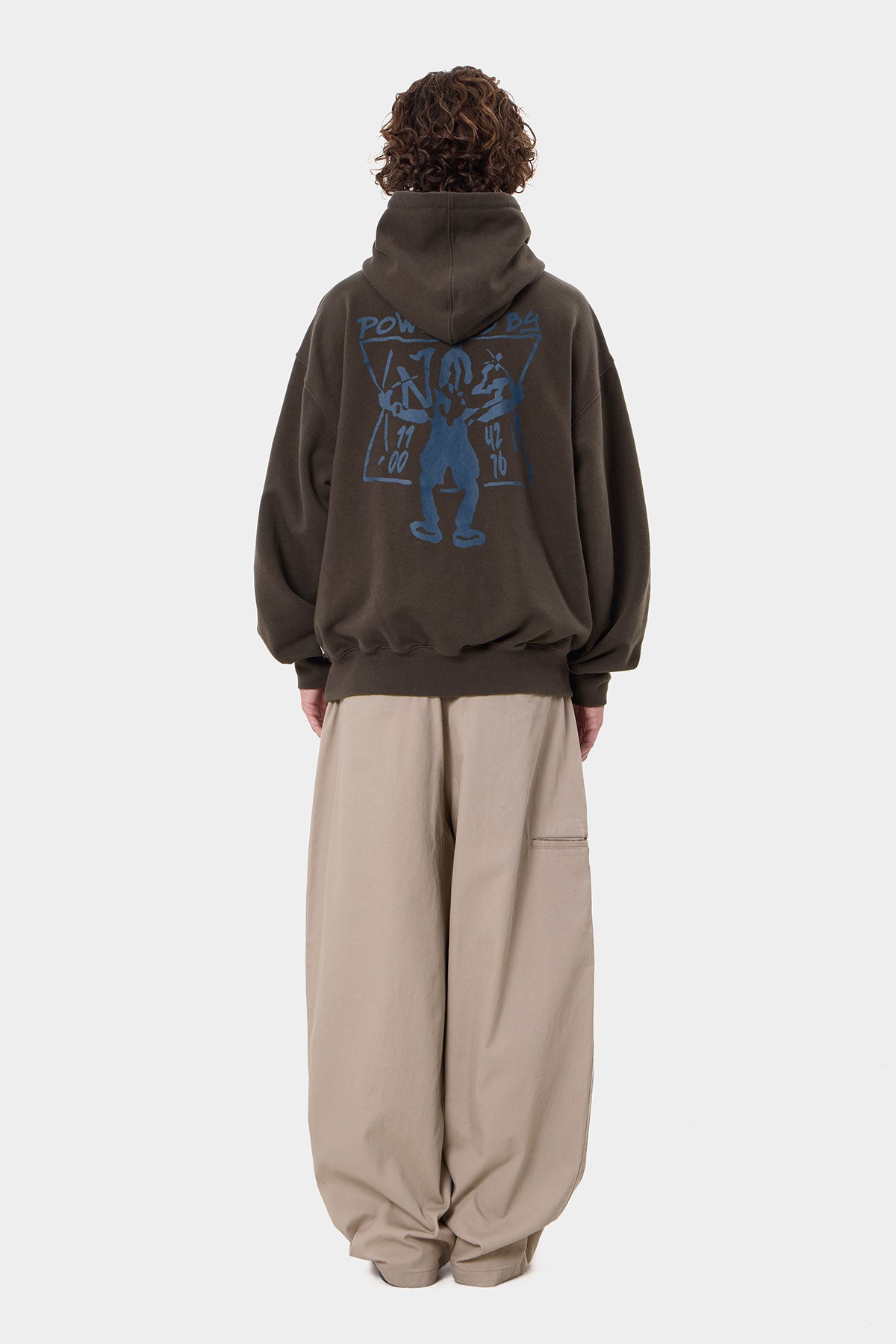 POWERED BY NSS HOODIE BROWN (Delivery date : 26.09.28)