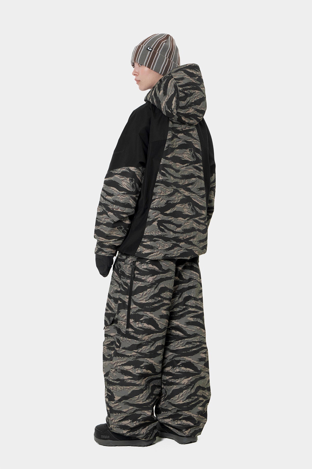26 AIR VENT BANDED PANTS (WIDE FIT LV.1) TIGER GREEN