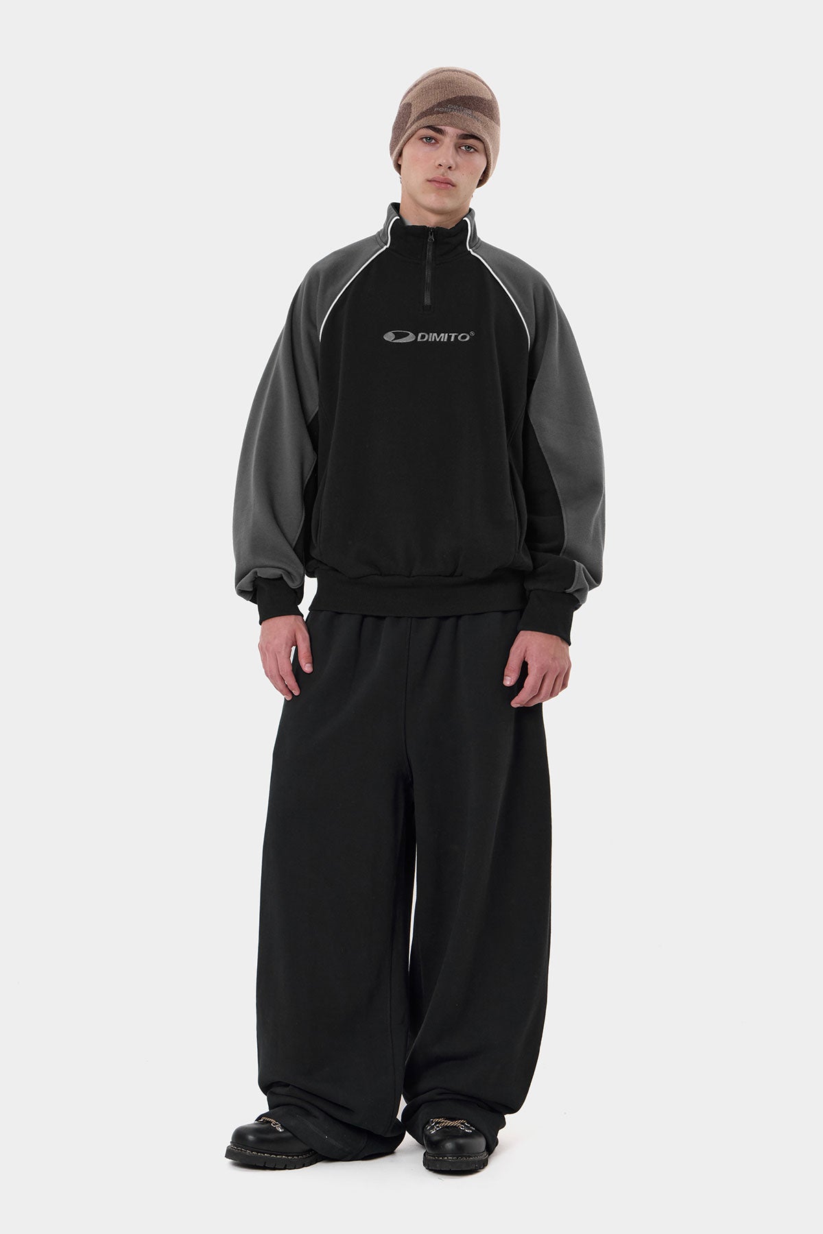 SPORTS HALF ZIP SWEATSHIRT BLACK