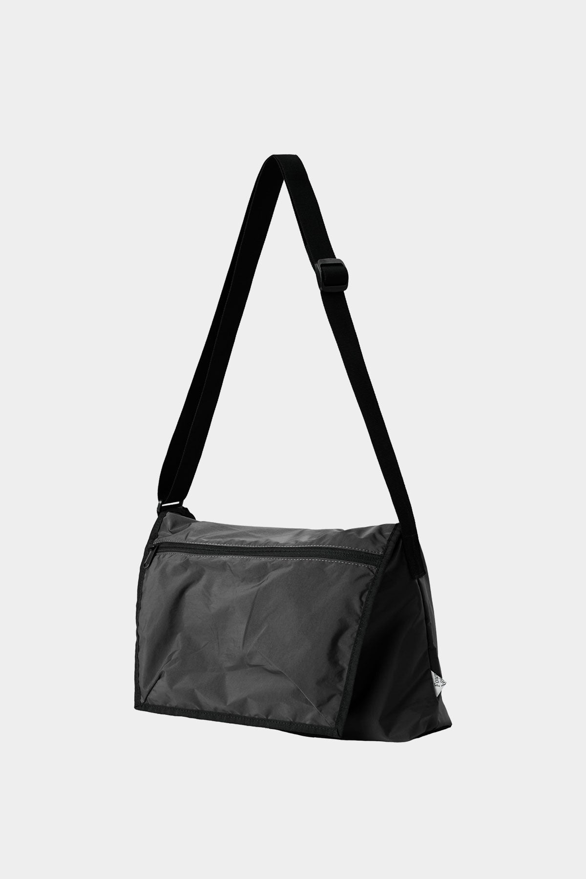 POINTED ONE-SIZE [FOUND POCKET] COMPACT UTILITY CROSS BAG GREY