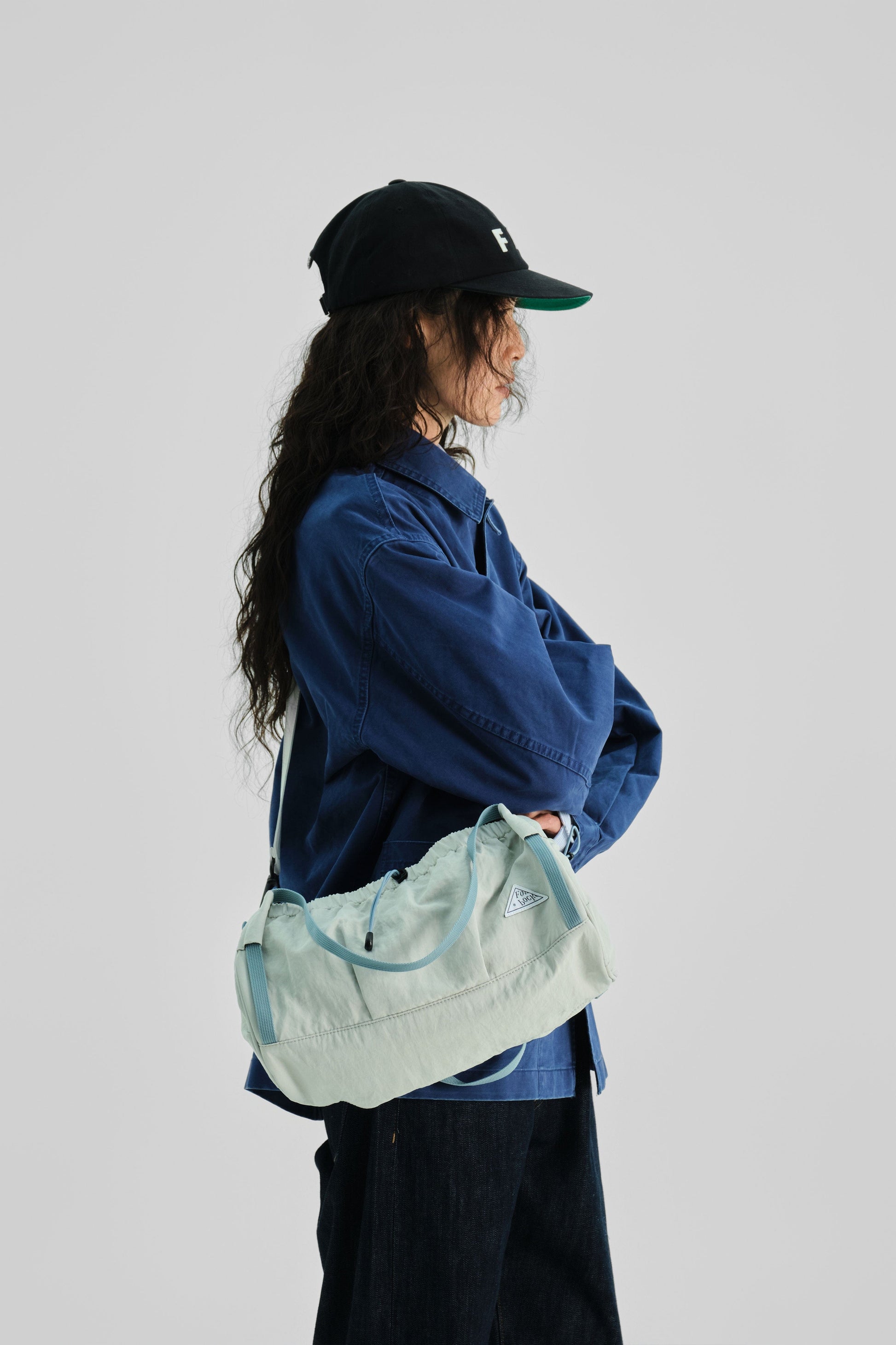 POINTED ONE-SIZE [FOUND POCKET] CONVENIENT DUFFLE BAG LIGHT GREY