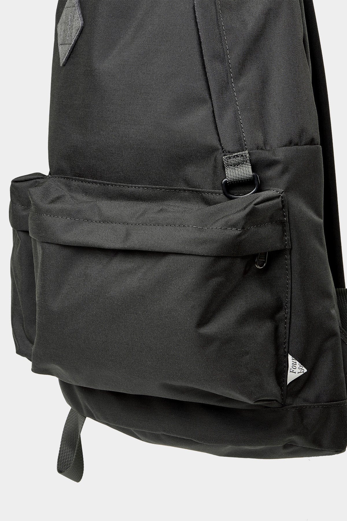POINTED ONE-SIZE [FOUND POCKET] DAYPACK 25 GREY