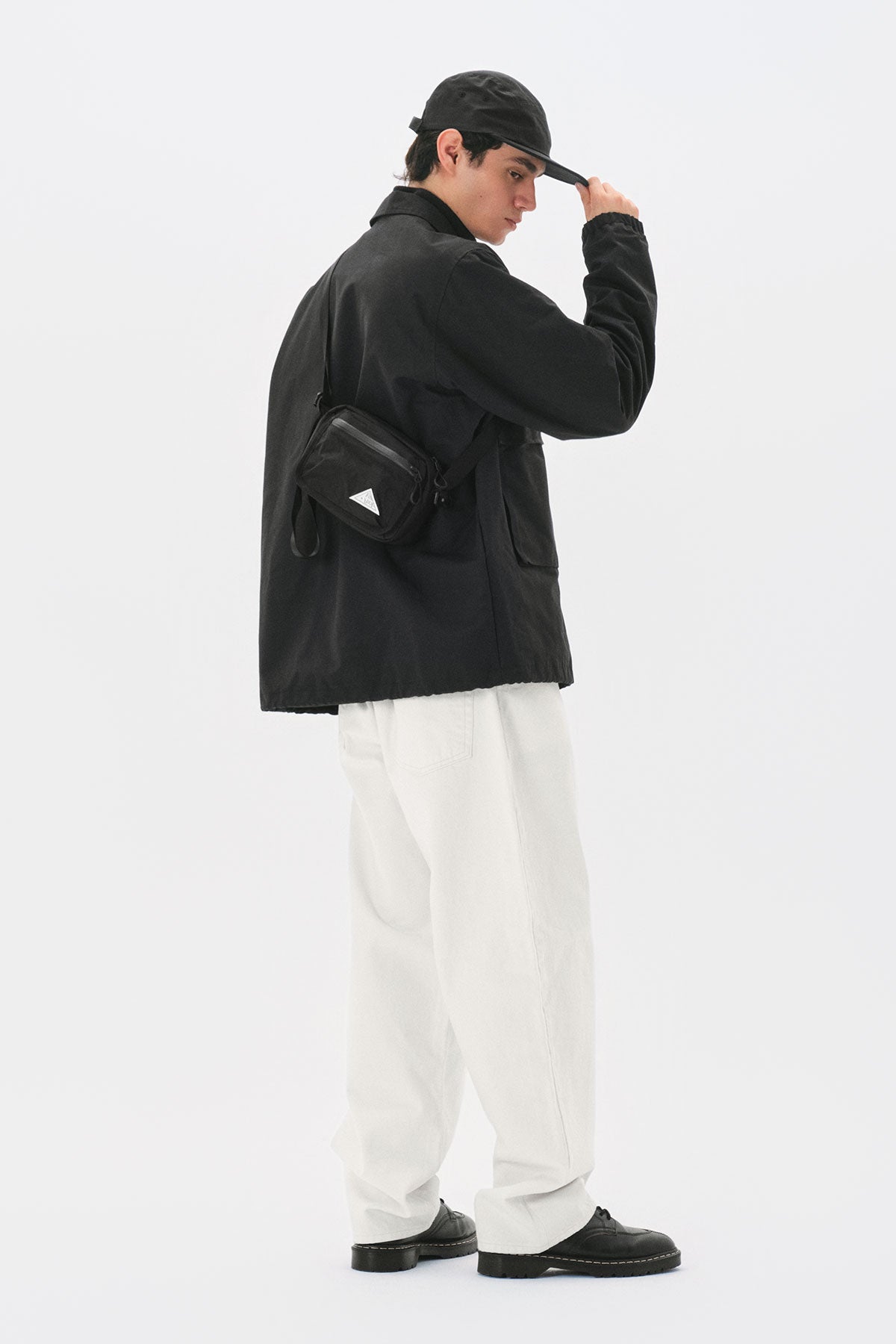 POINTED ONE-SIZE [FOUND POCKET] DICE CROSS BAG GREY