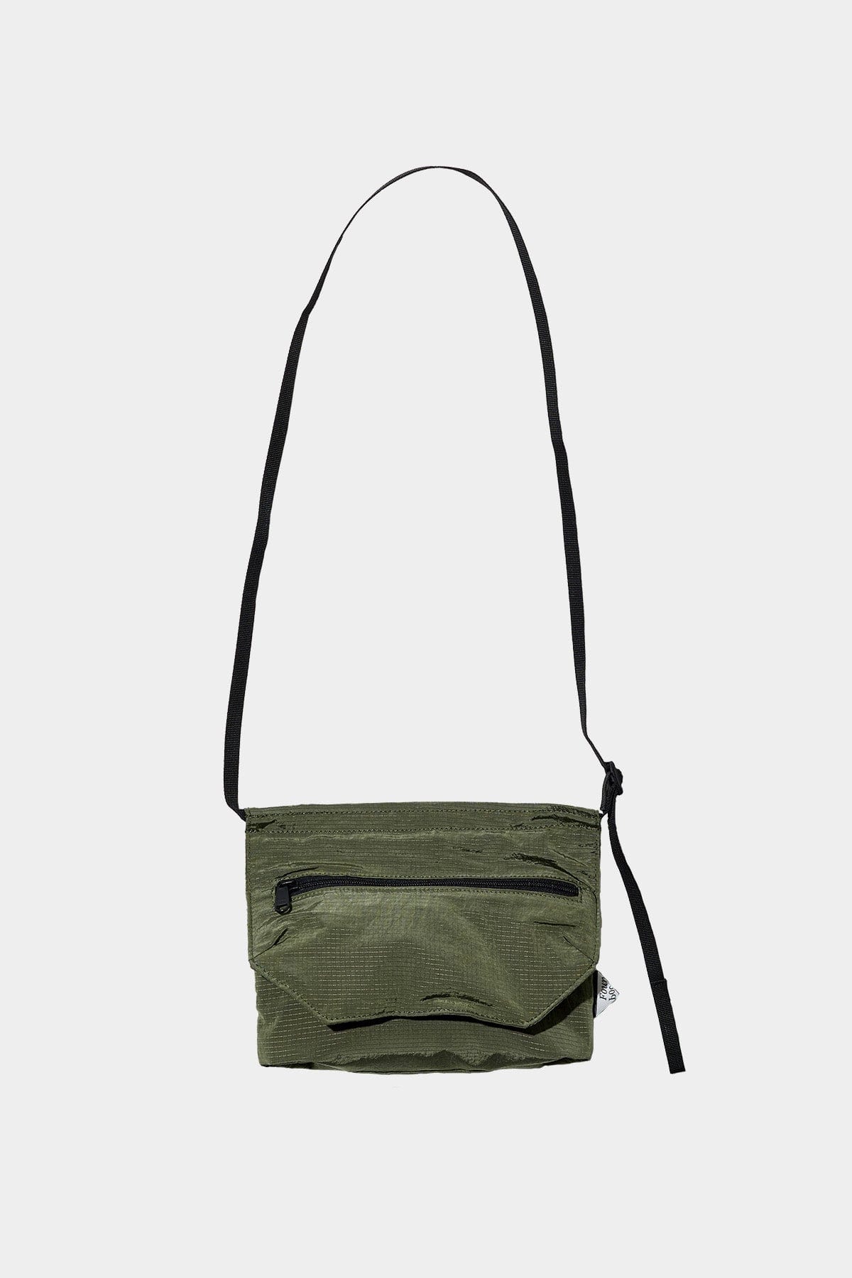 POINTED ONE-SIZE [FOUND POCKET] FEATHER SACOCHE BAG OLIVE
