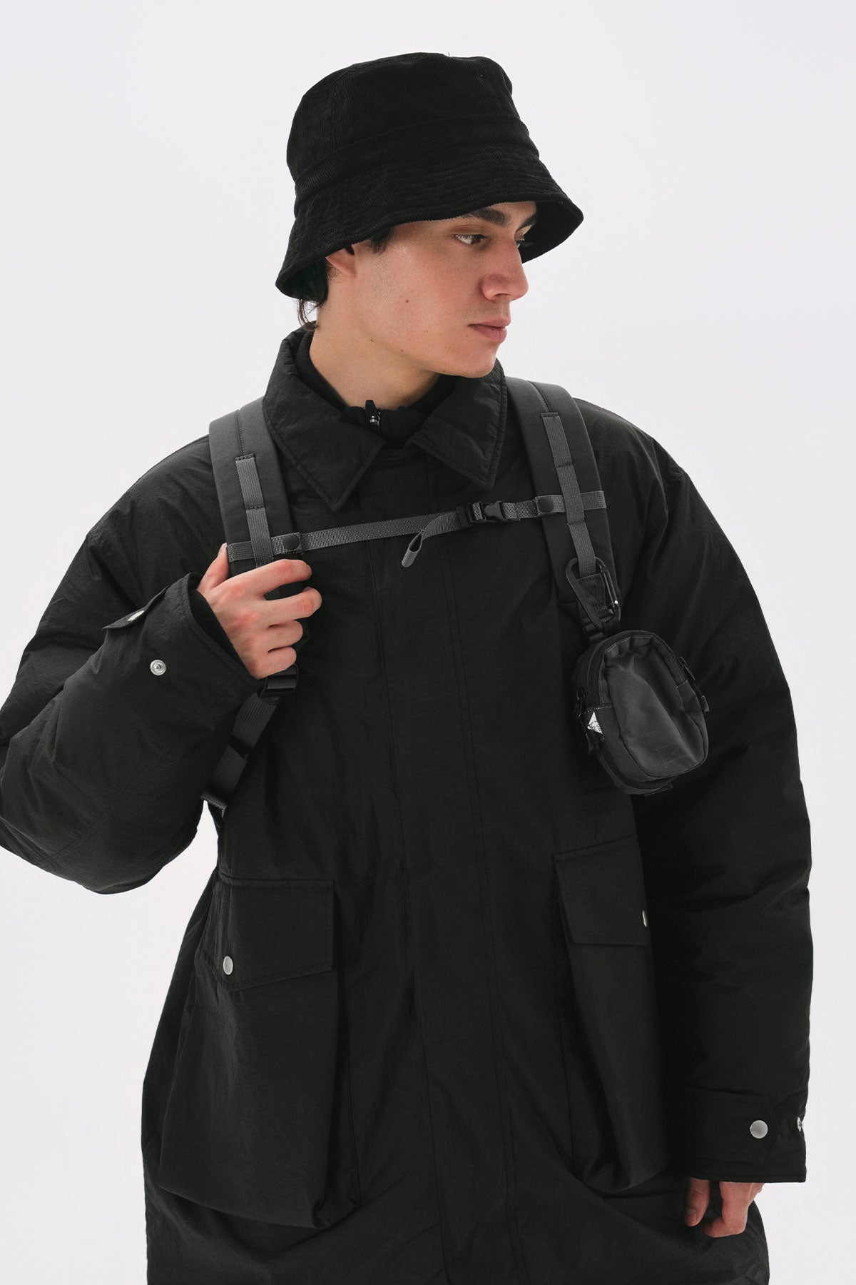 POINTED ONE-SIZE [FOUND POCKET] FIELD POCKET POUCH BLACK