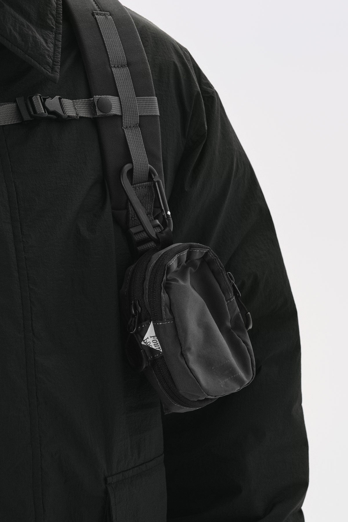 POINTED ONE-SIZE [FOUND POCKET] FIELD POCKET POUCH BLACK