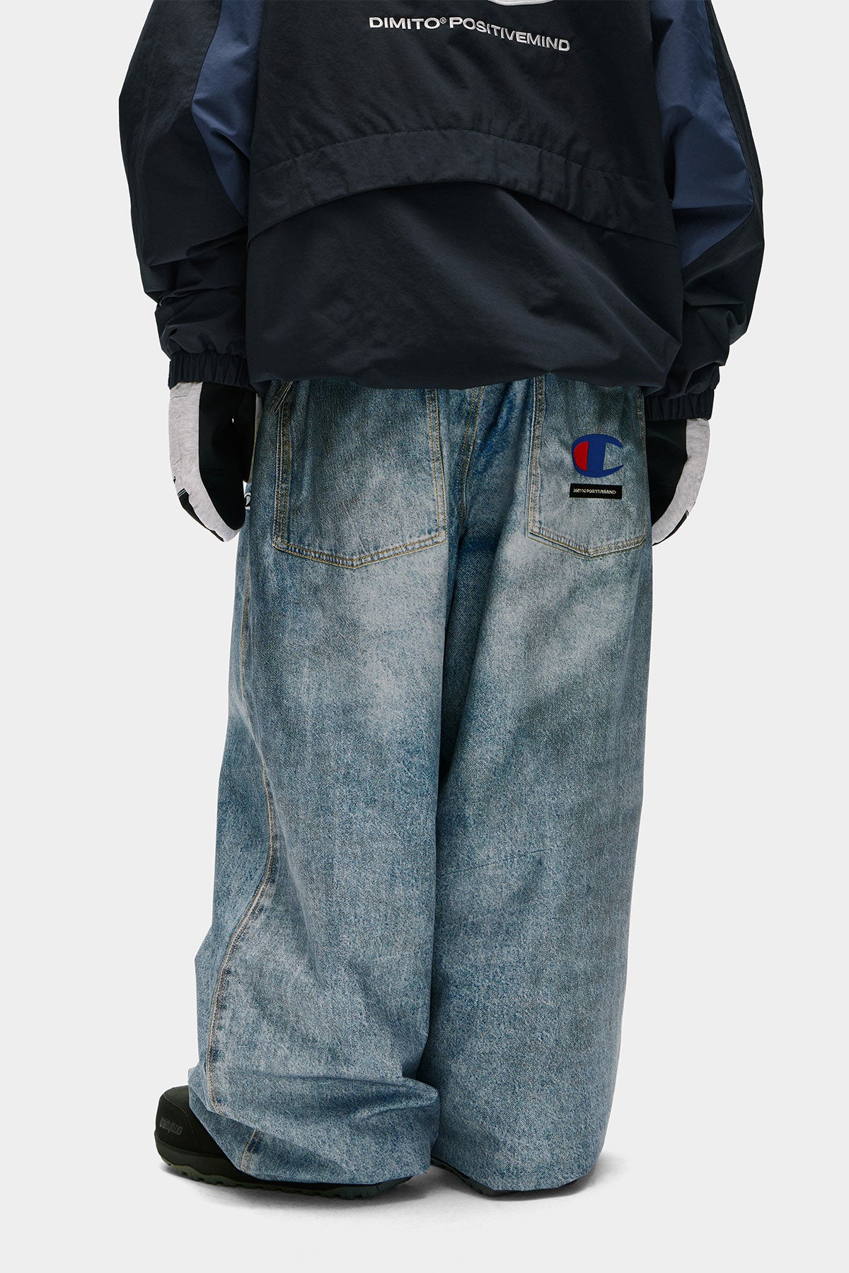 [CHAMPION x DIMITO] C-LOGO BASIC PANTS (WIDE FIT LV.2) LIGHT BLUE (Available date : 26.10.12)