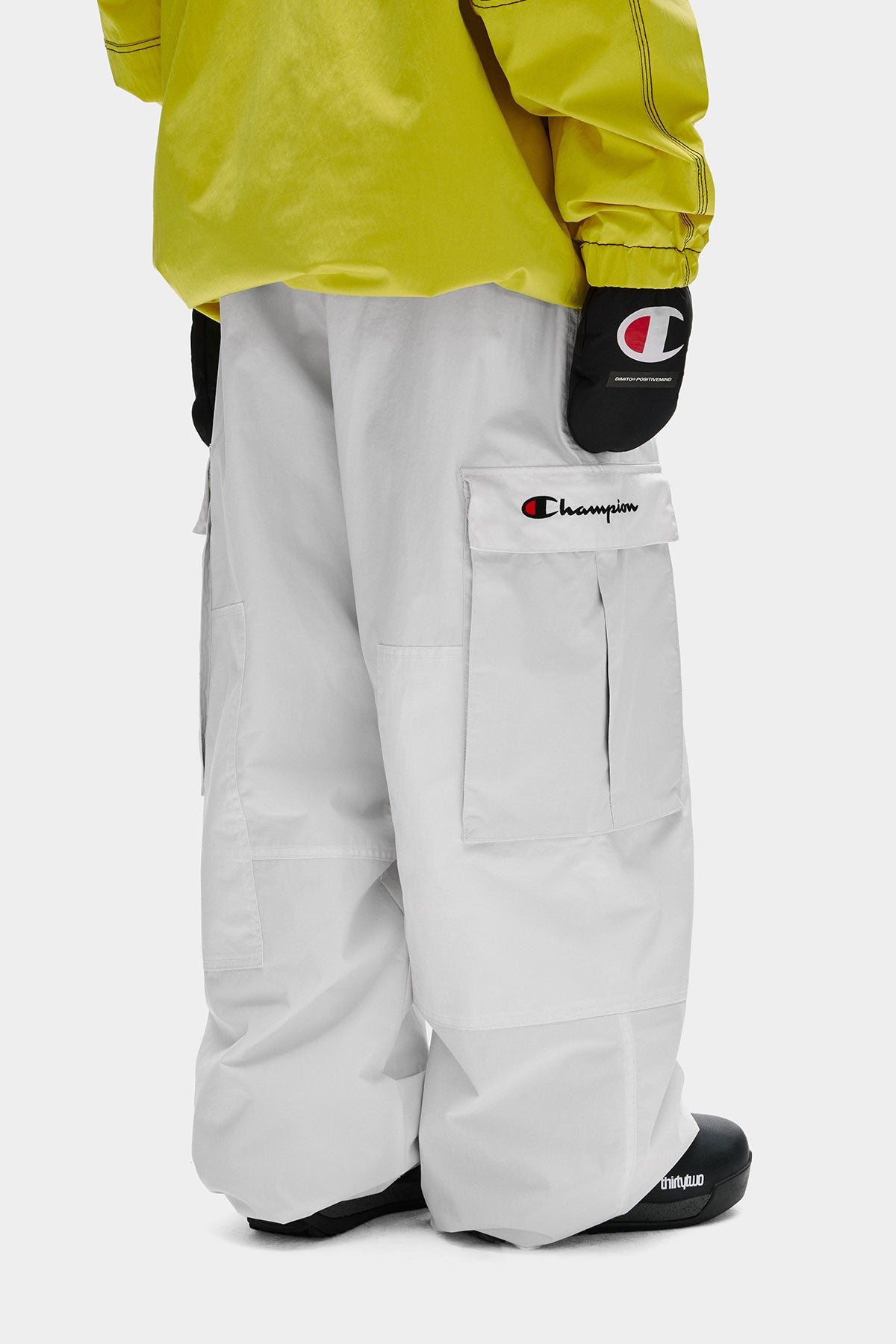 [CHAMPION x DIMITO] SCRIPT CARGO PANTS (WIDE FIT LV.1) WHITE (Available date : 26.10.12)