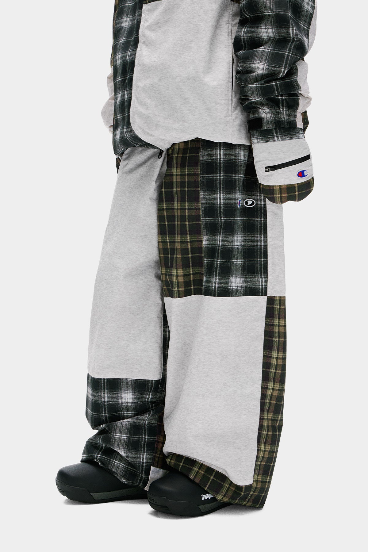 [CHAMPION x DIMITO] C-LOGO COLLEGE PATCHWORK PANTS (WIDE FIT LV.2) ARCHIVE MIX (Available date : 26.10.12)