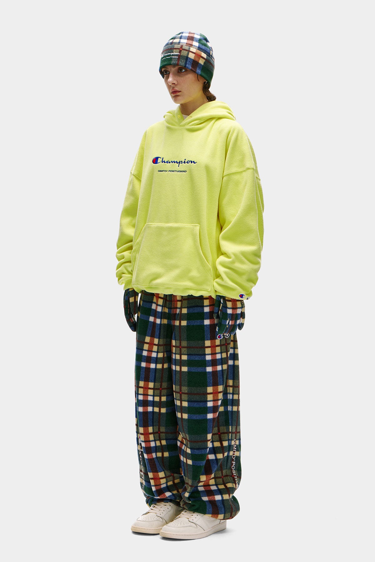 [CHAMPION x DIMITO] SCRIPT FLEECE HOODIE LEMON (Available date : 26.10.12)