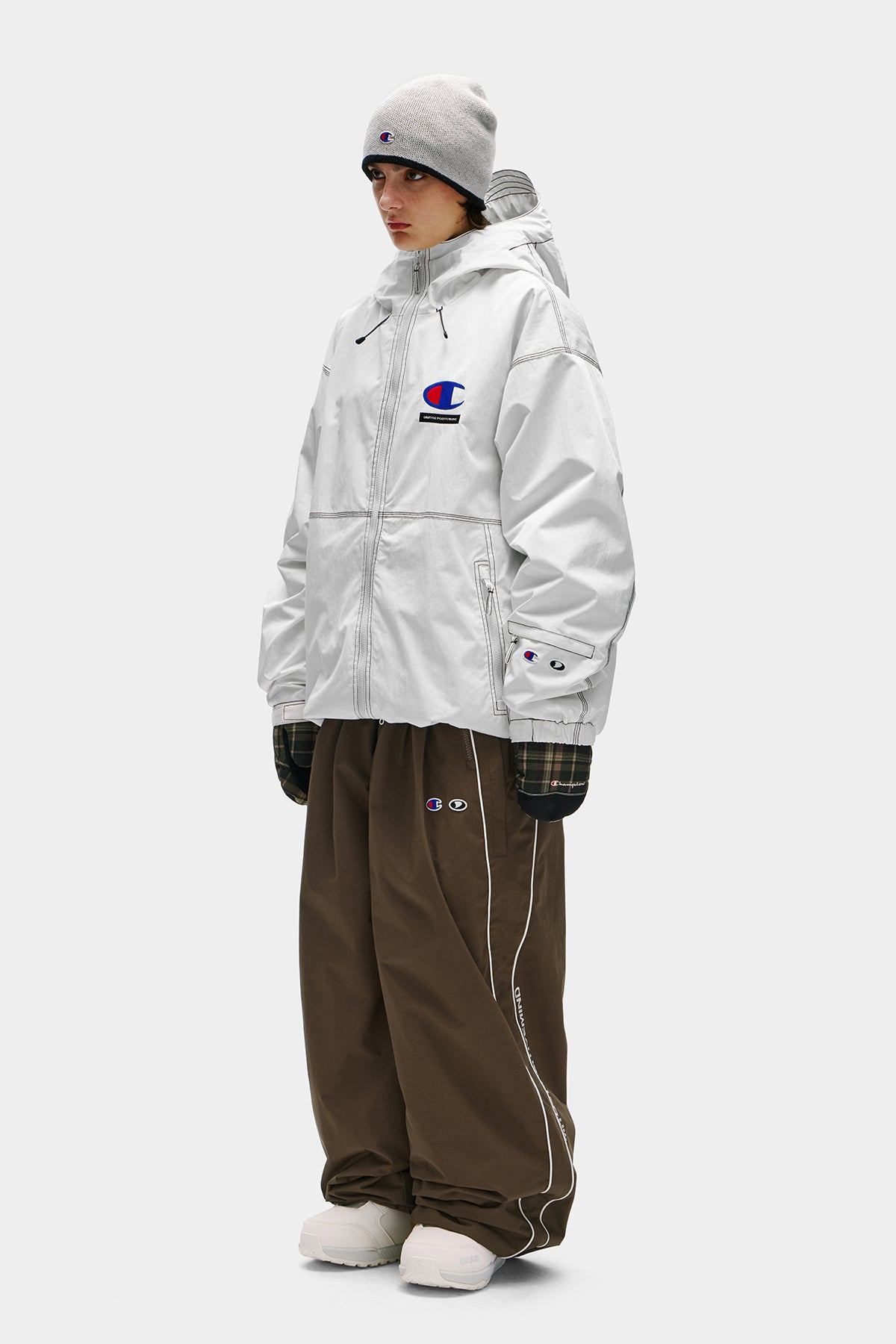 [CHAMPION x DIMITO] C-LOGO STITCHED JACKET WHITE (Available date : 26.10.12)
