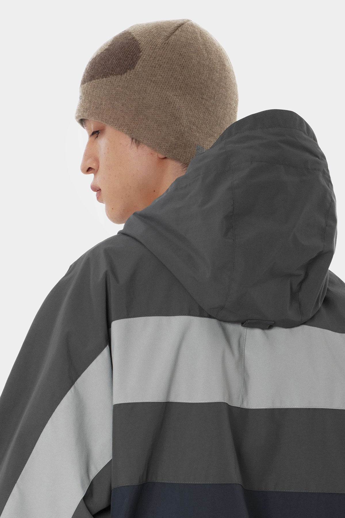 BIG CIRCLE LOGO BEANIE BROWN