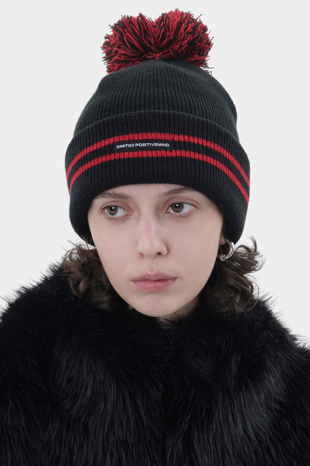 POM-POM BEANIE BLACK
