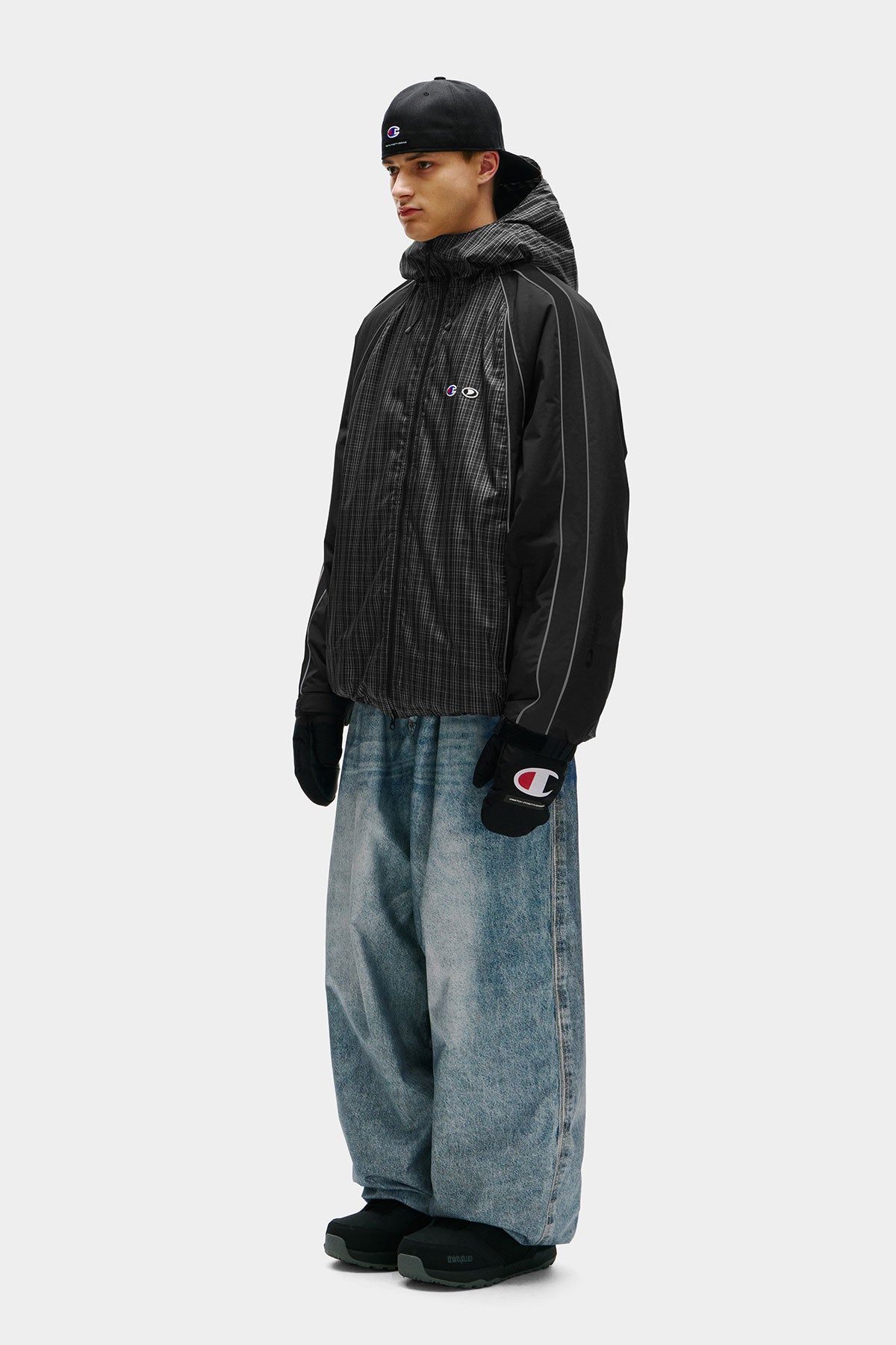 [CHAMPION x DIMITO] C-LOGO BASIC PANTS (WIDE FIT LV.2) LIGHT BLUE (Available date : 26.10.12)