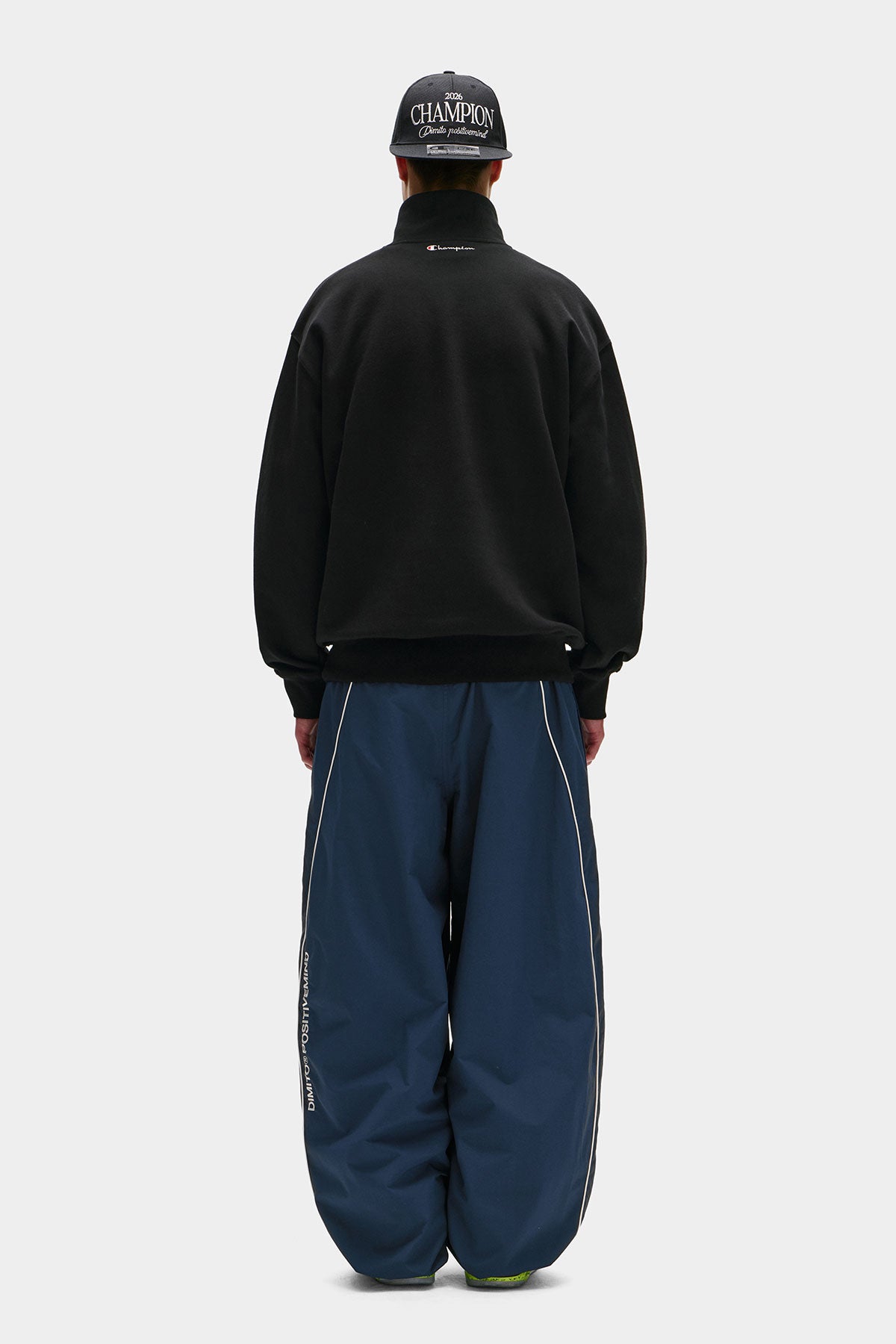 [CHAMPION x DIMITO] DMT VARSITY HALF ZIP SWEATSHIRT BLACK (Available date : 26.10.12)