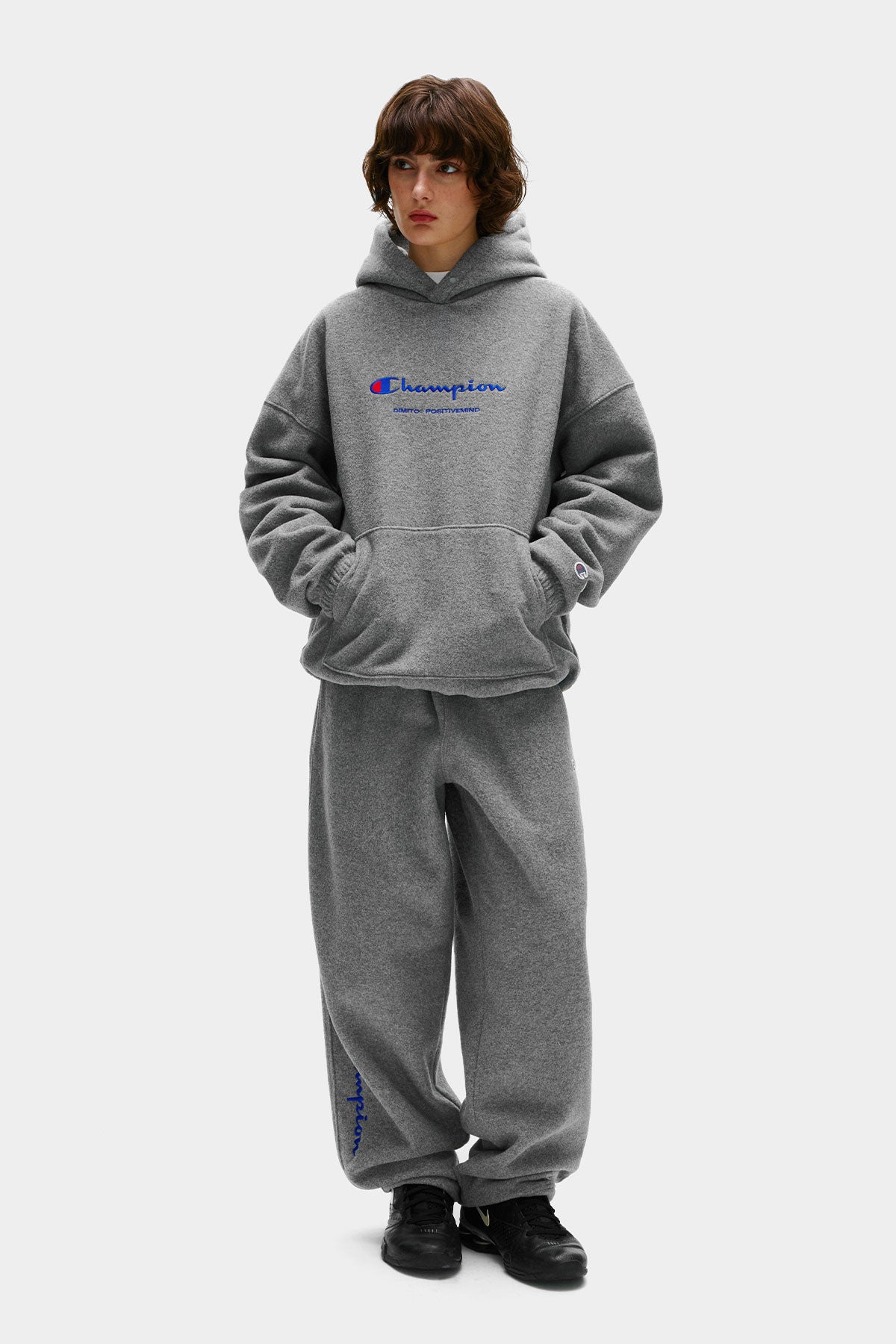 [CHAMPION x DIMITO] SCRIPT FLEECE OG PANTS WARM GREY (Available date : 26.10.12)