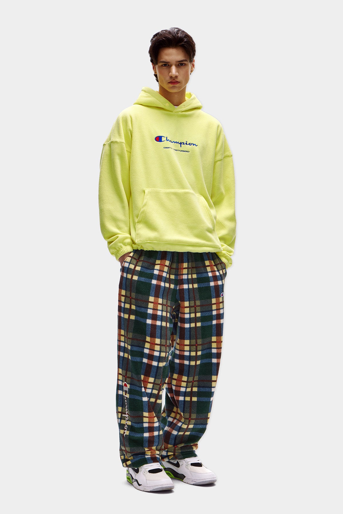 [CHAMPION x DIMITO] SCRIPT FLEECE HOODIE LEMON (Available date : 26.10.12)