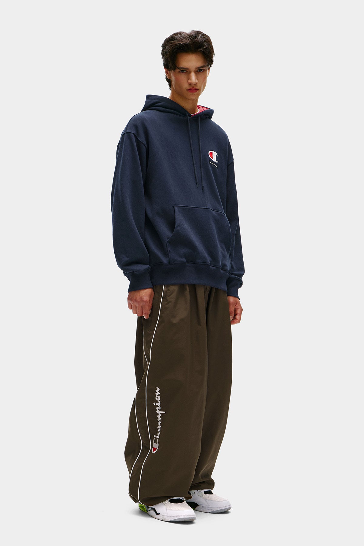 [CHAMPION x DIMITO] SCRIPT TRACK BANDED PANTS (WIDE FIT LV.2) SEAL BROWN (Available date : 26.10.12)