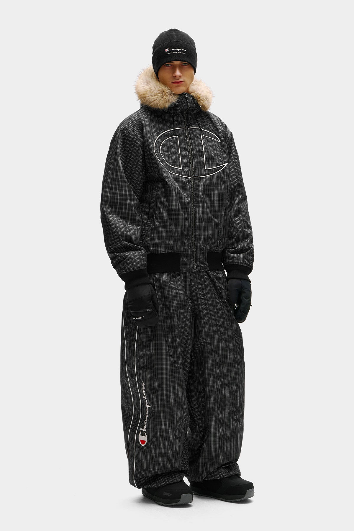 [CHAMPION x DIMITO] SCRIPT TRACK BANDED PANTS (WIDE FIT LV.2) MONO CHECK (Available date : 26.10.12)