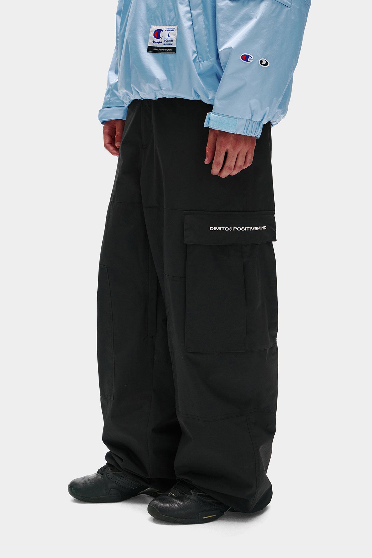[CHAMPION x DIMITO] SCRIPT CARGO PANTS (WIDE FIT LV.1) BLACK (Available date : 26.10.12)