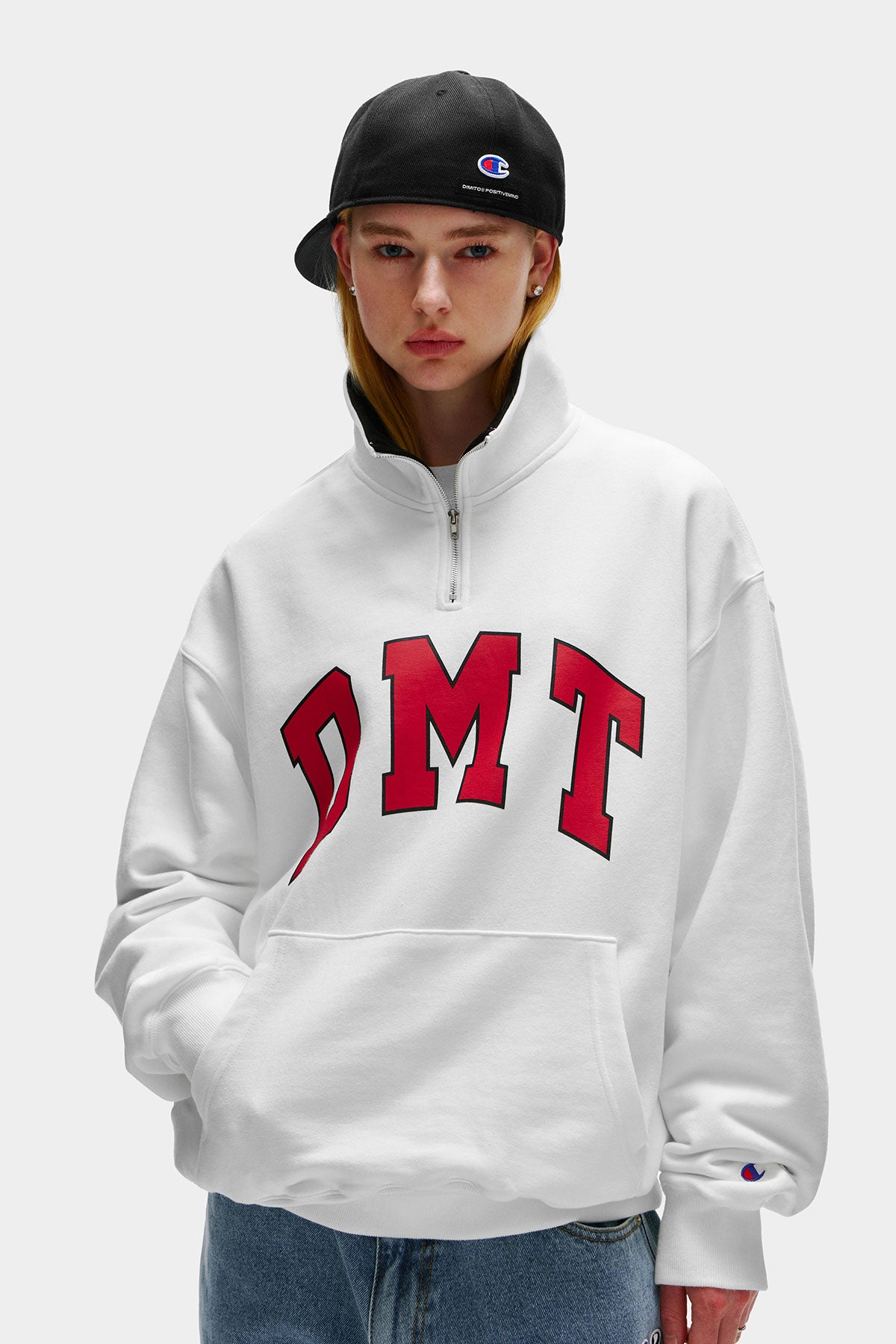 [CHAMPION x DIMITO] DMT VARSITY HALF ZIP SWEATSHIRT WHITE (Available date : 26.10.12)
