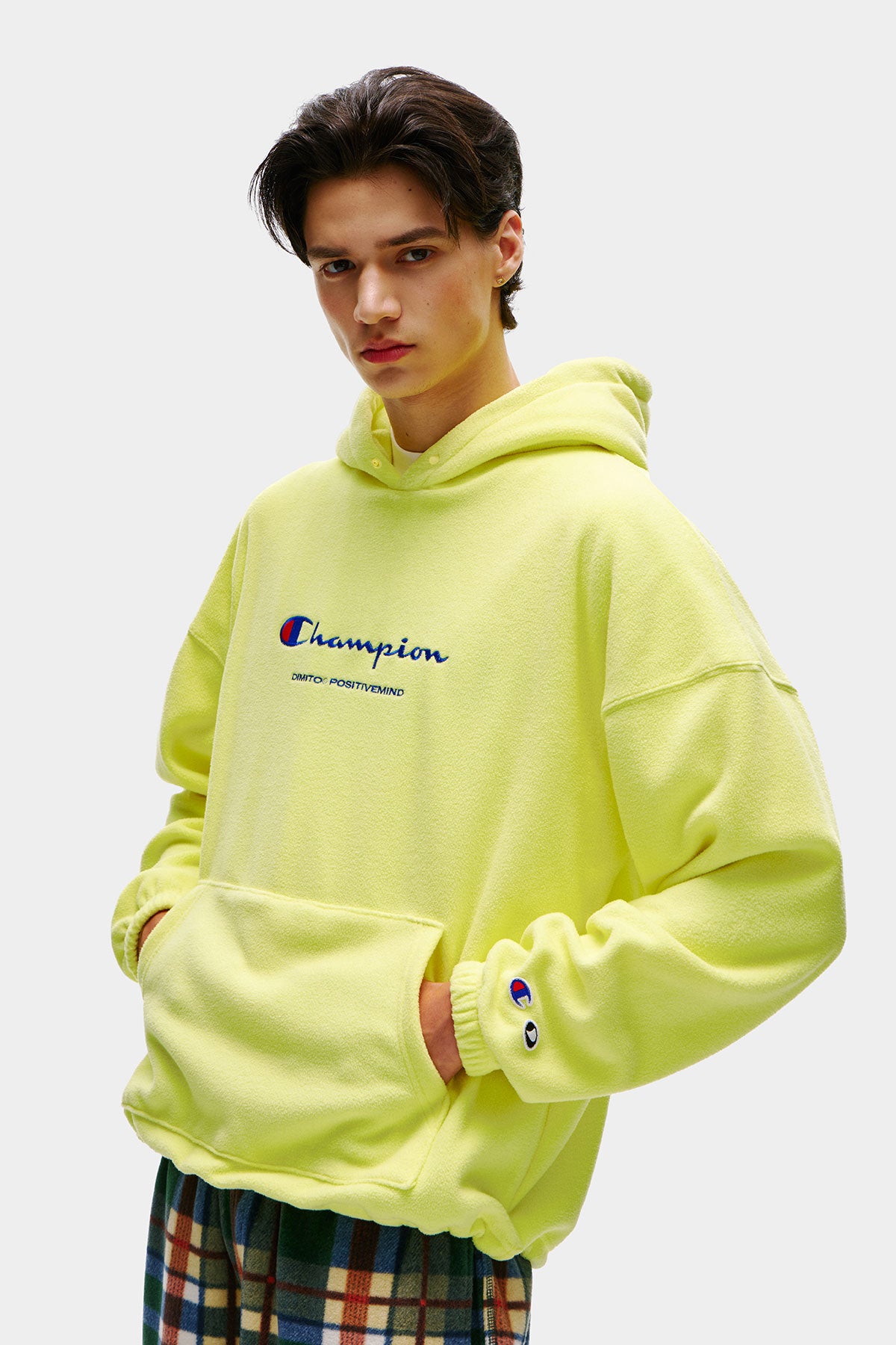 [CHAMPION x DIMITO] SCRIPT FLEECE HOODIE LEMON (Available date : 26.10.12)