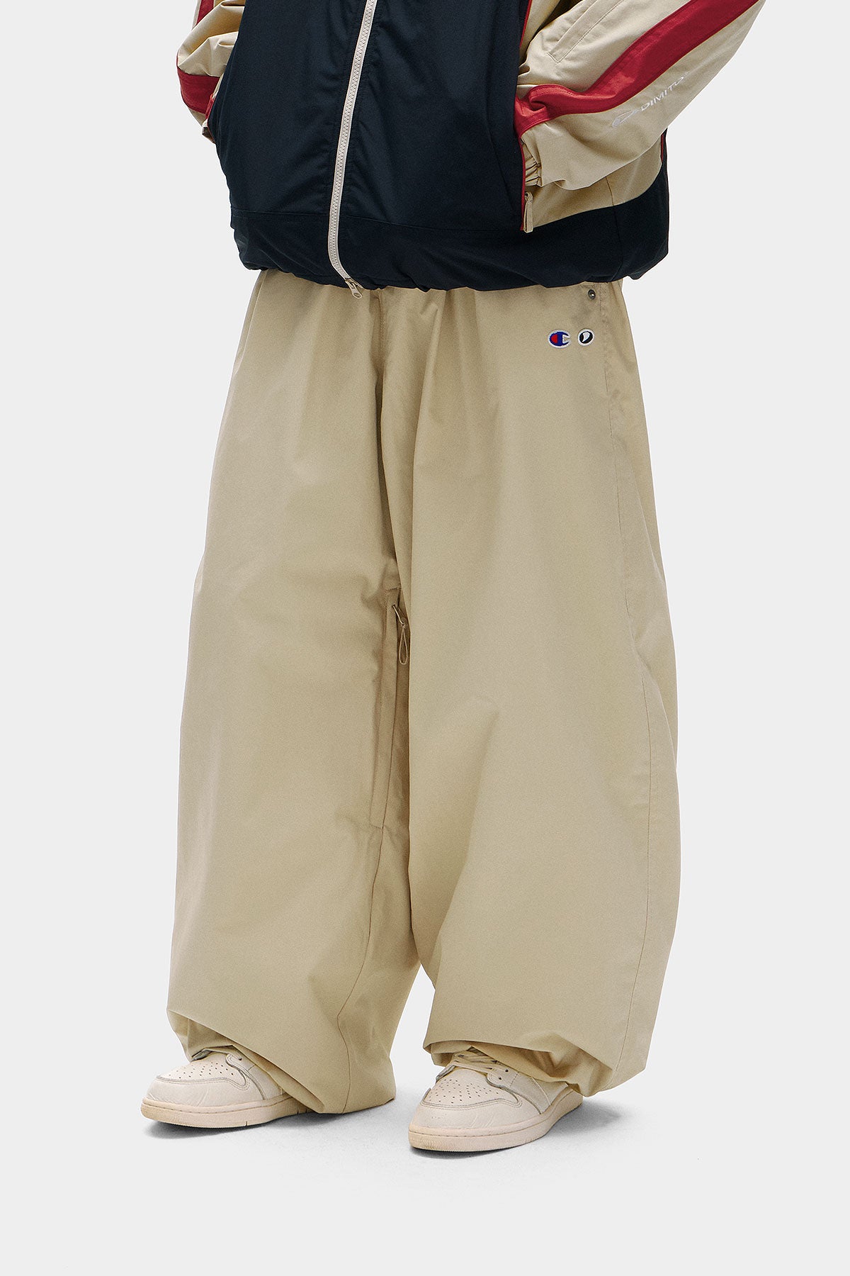 [CHAMPION x DIMITO] C-LOGO BASIC PANTS (WIDE FIT LV.2) BEIGE (Available date : 26.10.12)