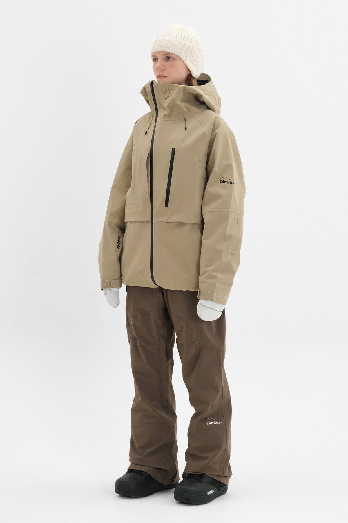 [INVITED] 24 APEX JACKET OFF SAND