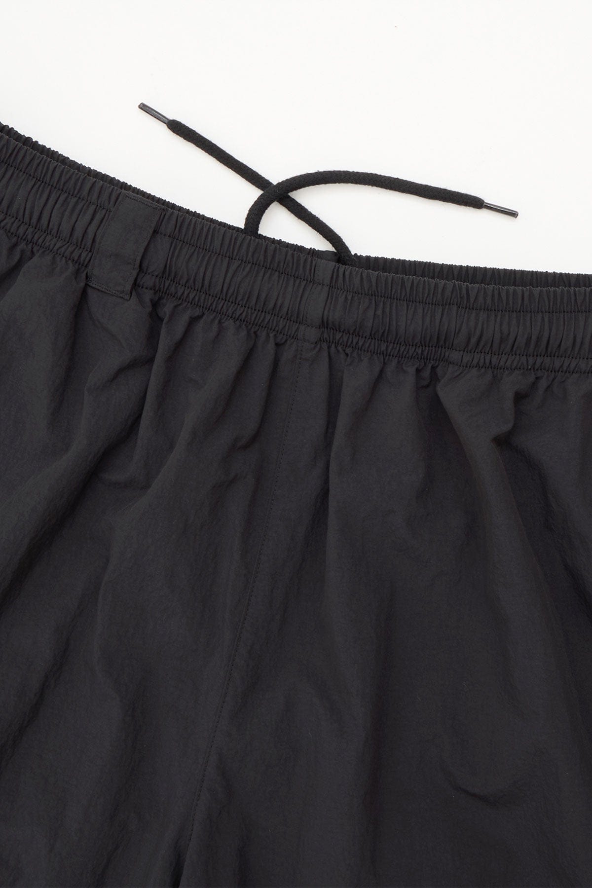 [INVITED] 25 COMBINE SHORTS (STANDARD FIT) BLACK